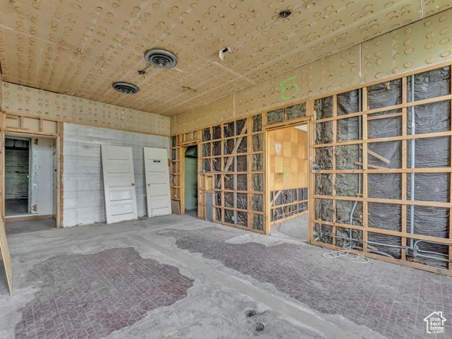 40 S FREEDOM BLVD, Provo, UT 84601