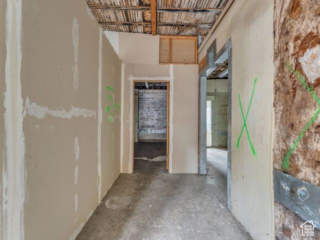 40 S FREEDOM BLVD, Provo, UT 84601