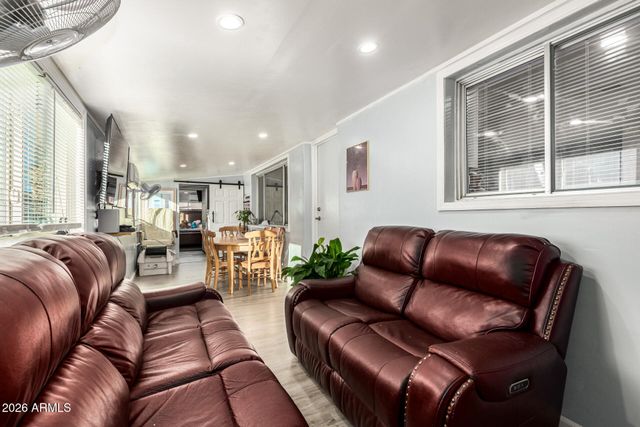 2650 W UNION HILLS Drive 276, Phoenix, AZ 85027