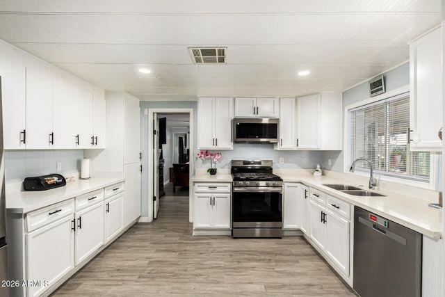 2650 W UNION HILLS Drive 276, Phoenix, AZ 85027