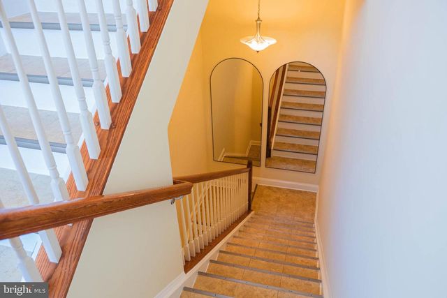 15213 LANCASHIRE DR, Woodbridge, VA 22191