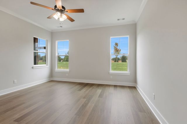 5900 Willoughby Way, Murfreesboro, TN 37129