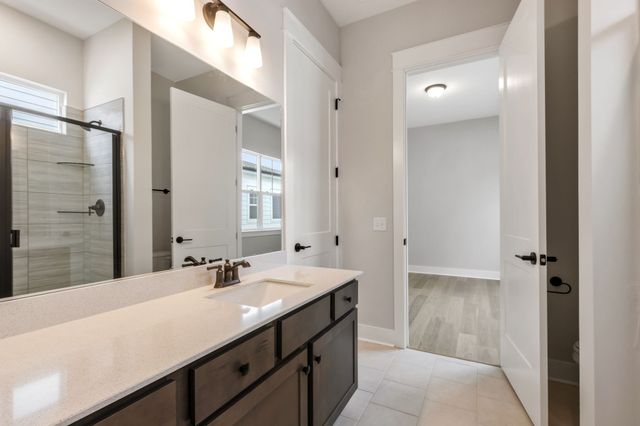 5900 Willoughby Way, Murfreesboro, TN 37129