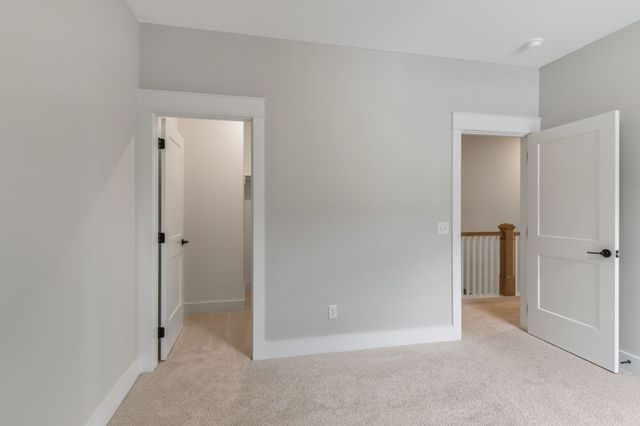 5900 Willoughby Way, Murfreesboro, TN 37129