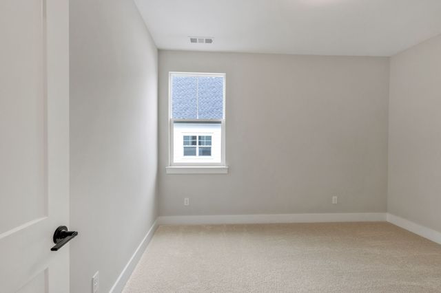 5900 Willoughby Way, Murfreesboro, TN 37129