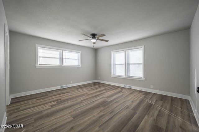 3312 S Joplin Avenue, Joplin, MO 64804