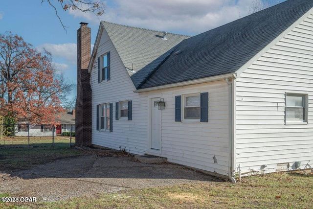 3312 S Joplin Avenue, Joplin, MO 64804