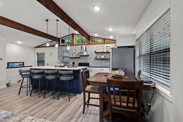 000 Wales Dr Drive, Pottsboro, TX 75076