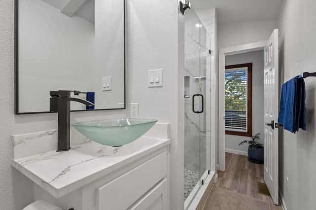 000 Wales Dr Drive, Pottsboro, TX 75076