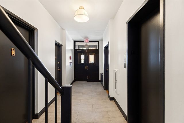17 Bowdoin St. 4-C, Boston, MA 02114