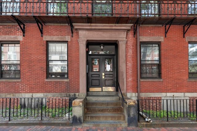 17 Bowdoin St. 4-C, Boston, MA 02114