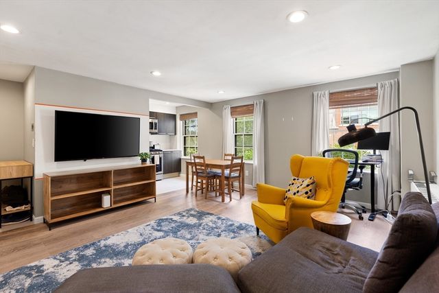 17 Bowdoin St. 4-C, Boston, MA 02114