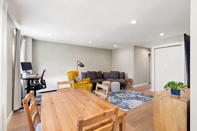 17 Bowdoin St. 4-C, Boston, MA 02114