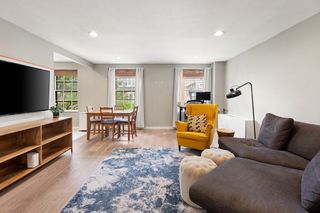 17 Bowdoin St. 4-C, Boston, MA 02114