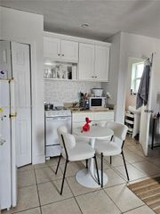 2513 SW 10th St 8, Miami, FL 33135