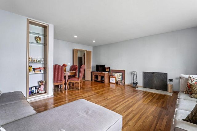 5844 Effingham Road, Columbus, OH 43213