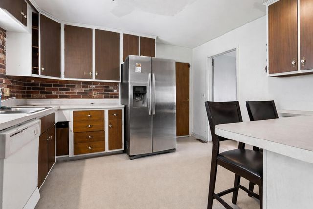 5844 Effingham Road, Columbus, OH 43213