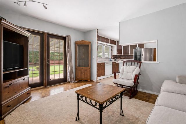 5844 Effingham Road, Columbus, OH 43213