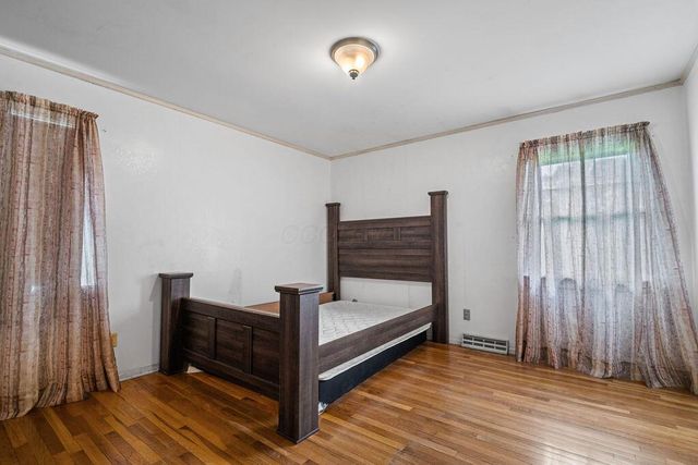 5844 Effingham Road, Columbus, OH 43213