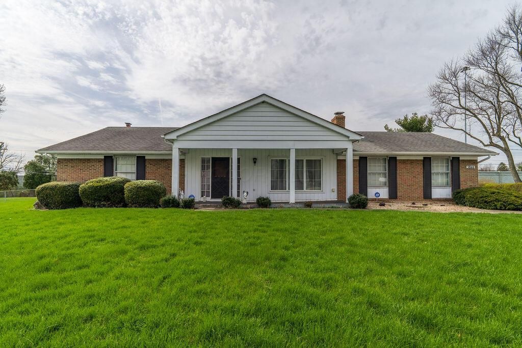 5844 Effingham Road, Columbus, OH 43213