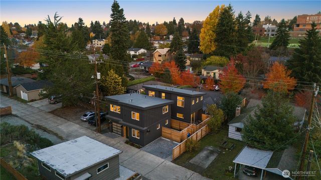 3415 48th Avenue SW, Seattle, WA 98116