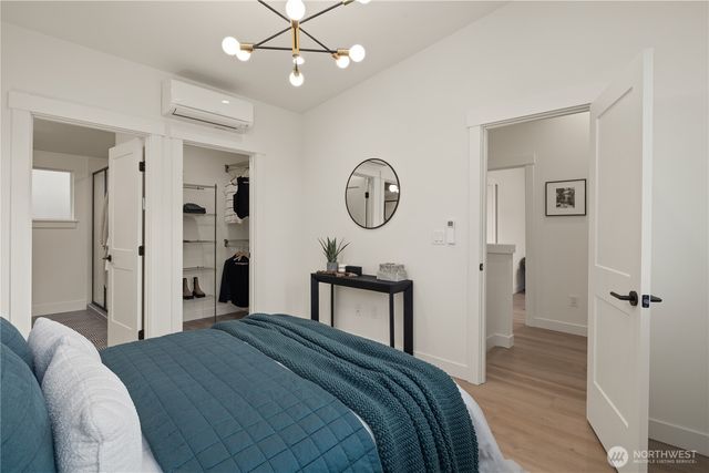 3415 48th Avenue SW, Seattle, WA 98116