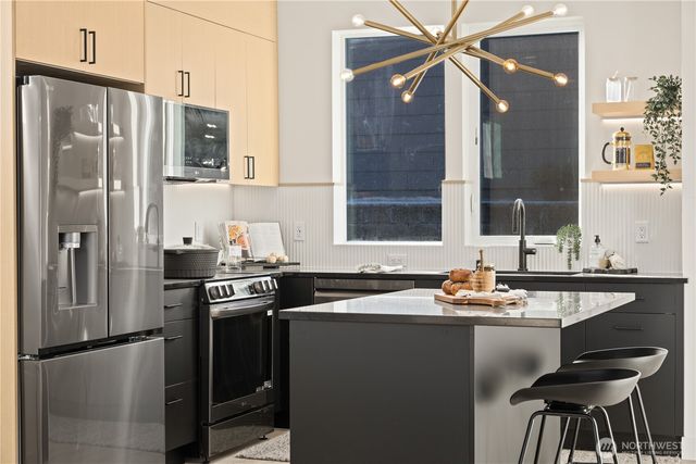 3415 48th Avenue SW, Seattle, WA 98116