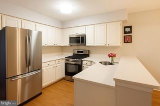 44 HEATHER CT, Monmouth Junction, NJ 08852