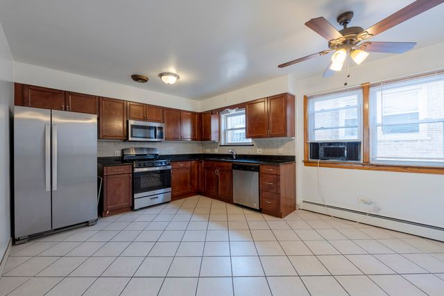 1921 S Harlem Avenue, Berwyn, IL 60402