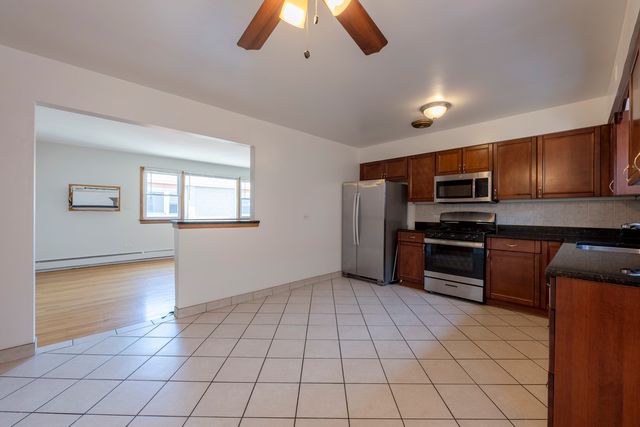 1921 S Harlem Avenue, Berwyn, IL 60402
