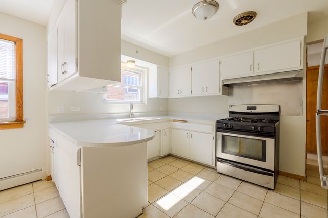 1921 S Harlem Avenue, Berwyn, IL 60402