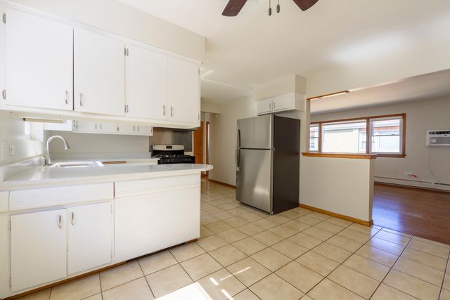 1921 S Harlem Avenue, Berwyn, IL 60402