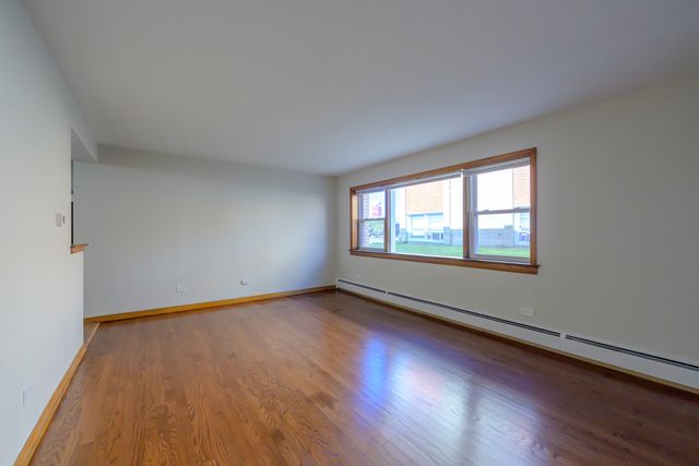 1921 S Harlem Avenue, Berwyn, IL 60402