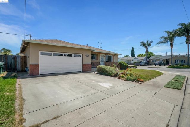 5296 Spencer Ct, Newark, CA 94560