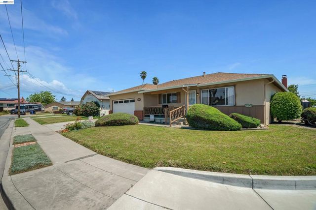 5296 Spencer Ct, Newark, CA 94560