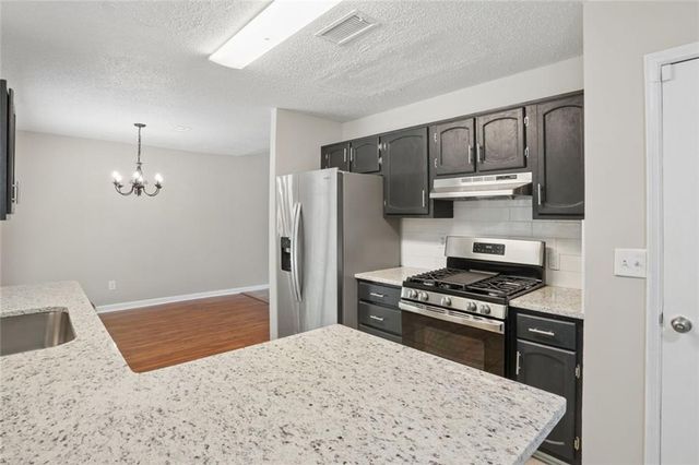 1050 Chapman Circle, Stone Mountain, GA 30088