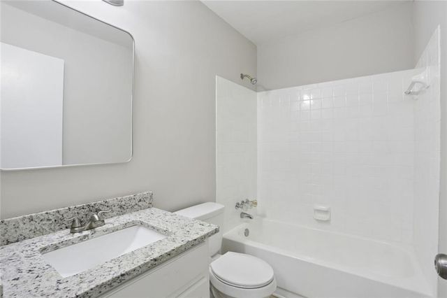 1050 Chapman Circle, Stone Mountain, GA 30088