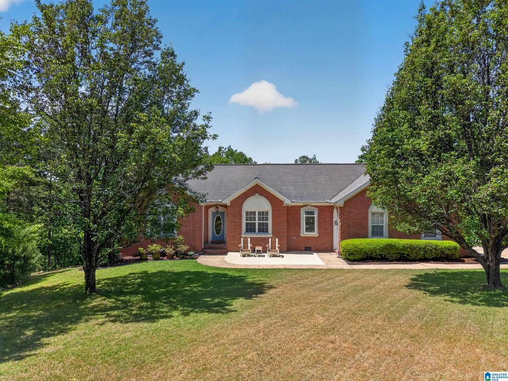 10 LAUREL CIRCLE SE, Jacksonville, AL 36265
