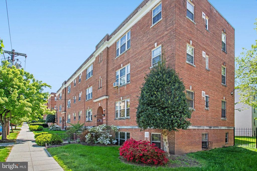 1446 TUCKERMAN ST NW #306, Washington, DC 20011