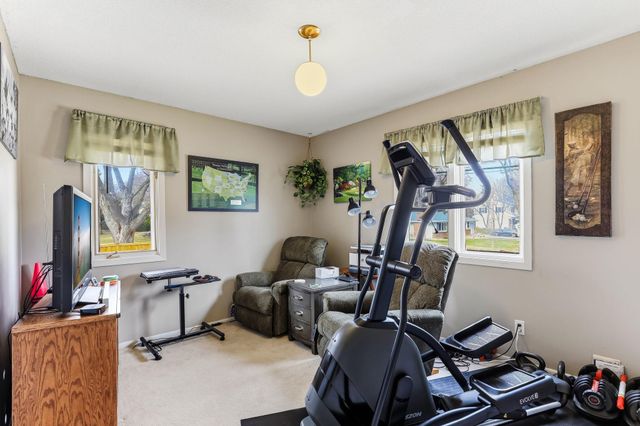 3604 33rd Avenue NE, Saint Anthony, MN 55418