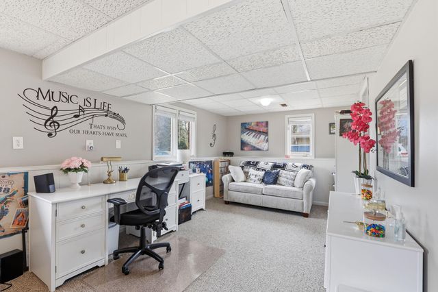 3604 33rd Avenue NE, Saint Anthony, MN 55418