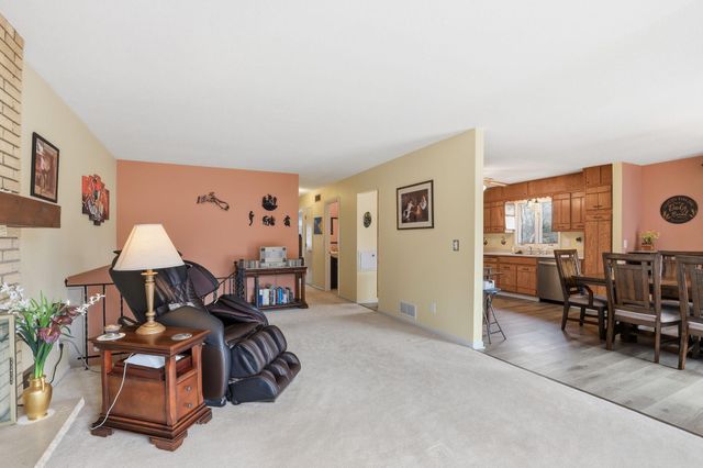 3604 33rd Avenue NE, Saint Anthony, MN 55418