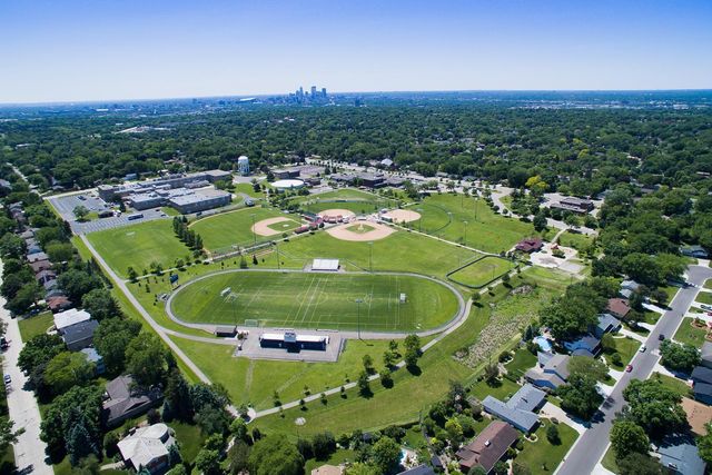 3604 33rd Avenue NE, Saint Anthony, MN 55418