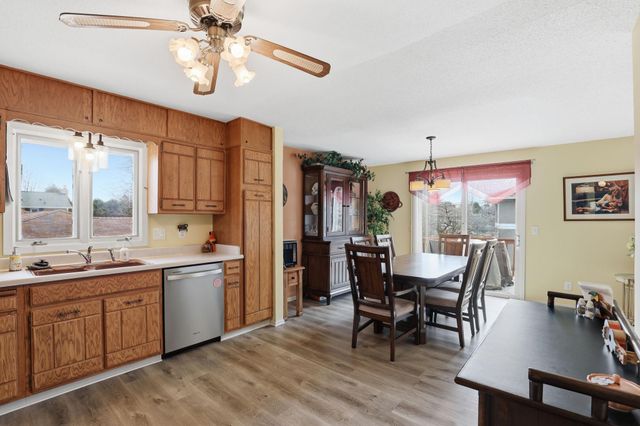 3604 33rd Avenue NE, Saint Anthony, MN 55418