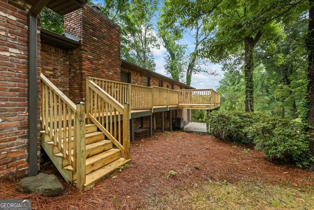 1124 Ponderosa Park Drive, Forest Park, GA 30297