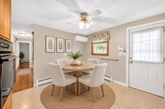 33 Fairchild Ave, Saugus, MA 01906