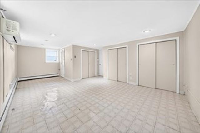 33 Fairchild Ave, Saugus, MA 01906