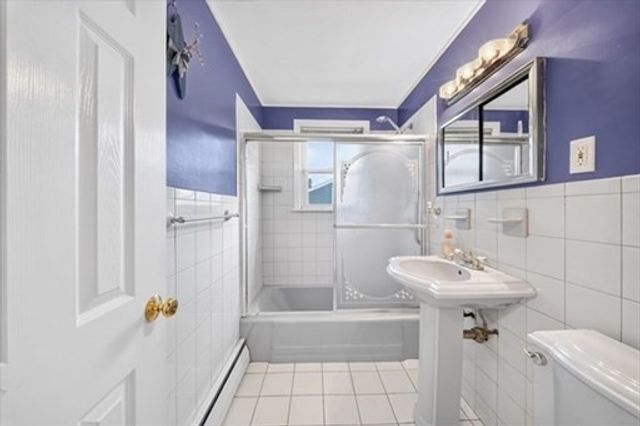 33 Fairchild Ave, Saugus, MA 01906