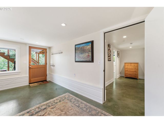 7100 Se HARRISON Ct, Portland, OR 97215