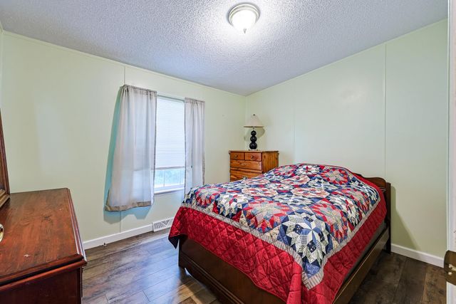 181 Blinkhorn Rd., Conway, SC 29526